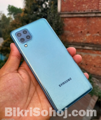 Samsung galaxy m32